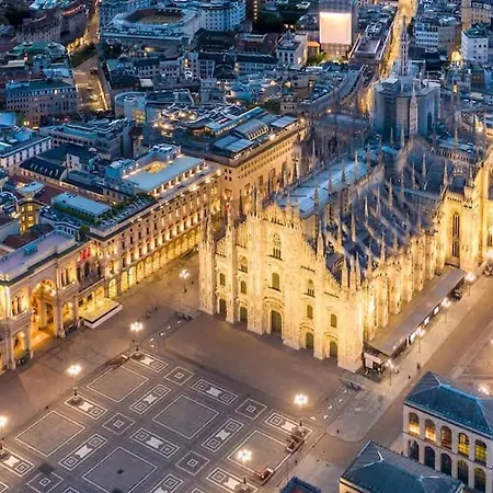 Bramante Design - A Pochi Passi Dal Duomo Milano